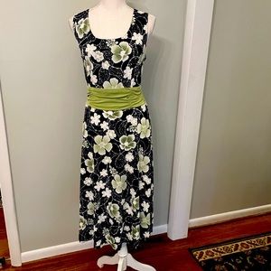 Stunning black and white flowered jacket dress with green accents!